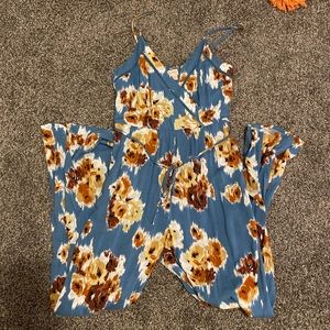 really cute romper size M